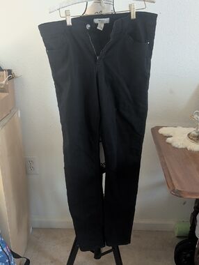 Forever 21 Men's Black Slim Straight Jeans